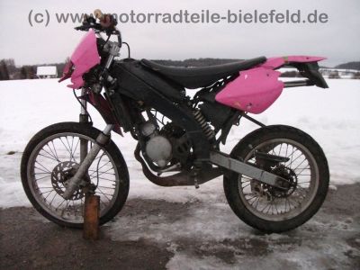 Motorhispania_MH_RYZ_50_Enduro_mit_Minarelli_AM6_-_wie_Furia_RX_50_Derbi_Rieju_DT_TZR_Aprilia_50_2.jpg