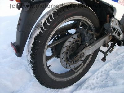 Yamaha_XJ_600_51J_grau-weiss_Crash_-_wie_XJ_550_650_700_750_16.jpg
