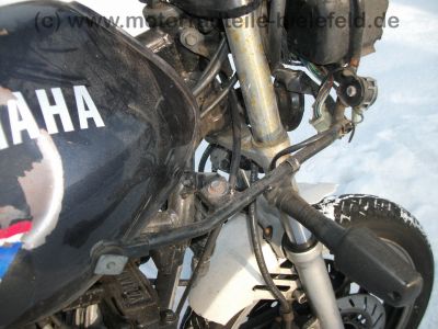Yamaha_XJ_600_51J_grau-weiss_Crash_-_wie_XJ_550_650_700_750_33.jpg