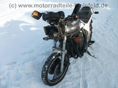 Yamaha_XJ_600_51J_grau-weiss_Crash_-_wie_XJ_550_650_700_750_54.jpg