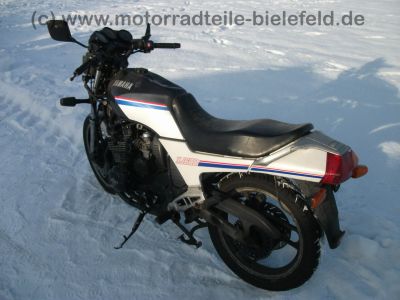 Yamaha_XJ_600_51J_grau-weiss_Crash_-_wie_XJ_550_650_700_750_56.jpg