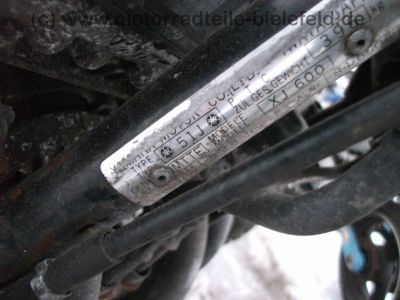 Yamaha_XJ_600_51J_grau-weiss_Crash_-_wie_XJ_550_650_700_750_8.jpg