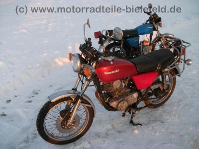 Kawasaki_Z_200_A_Einzylinder_blau_wie_Z_KZ_LTD_KL_250_Z200_Z250_KL250_A_C_3.jpg