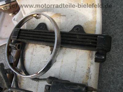 Honda_CB_900_F_900F_Boldor_SC01_rotmetallic_Marshall_Auspuff_4in1_Tommaselli_Giuliari_Sitzbank_wie_SC04_750_K_KZ_F_RC01_RC04_18.jpg