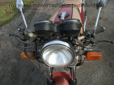 Honda_CB_900_F_900F_Boldor_SC01_rotmetallic_Marshall_Auspuff_4in1_Tommaselli_Giuliari_Sitzbank_wie_SC04_750_K_KZ_F_RC01_RC04_90.jpg