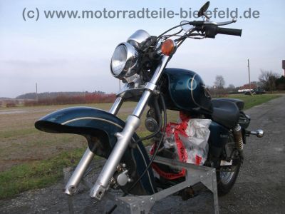 Suzuki_GZ_125_U_125U_Marauder_tuerkis_Originallack_technisch_wie_DR_GN_125_S_SE_75.jpg