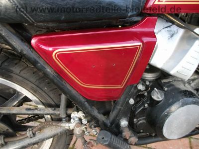 Kawasaki_KZ_750_E_rot_Neuteile_2x_4in1_Auspuff_motad_n-eta_BSM_-_wie_Z_KZ_GPz_650_750_B_C_E_GP_LTD_UT_175.jpg