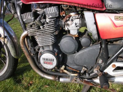 Yamaha_XJ_550_4V8_rot_KONI_wie_XJ_400_500_600_33.jpg