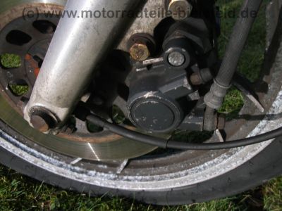 Yamaha_XJ_550_4V8_rot_KONI_wie_XJ_400_500_600_53.jpg