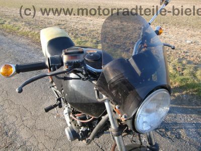 Suzuki_GS_550_M_Katana_gelb_-_wie_GS_400_500_550_750_D_E_35.jpg