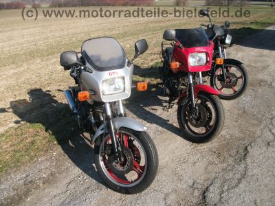 Kawasaki_KZ_400_J_4-Zylinder_schwarz_Typ_KZ_400_M_-_wie_KZ_ZX_Z_400_500_550_750_A_B_C_D_E_UT_GP_3.jpg