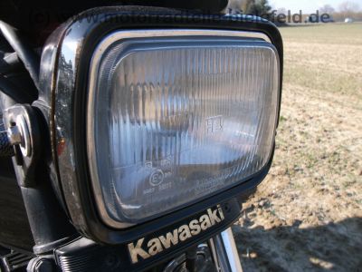 Kawasaki_KZ_400_J_4-Zylinder_schwarz_Typ_KZ_400_M_-_wie_KZ_ZX_Z_400_500_550_750_A_B_C_D_E_UT_GP_36.jpg