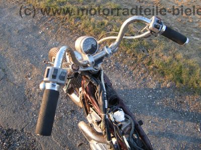 Suzuki_VS_750_Intruder_braun_VR51B_-_Motor_wie_VS_600_700_VX_800_VR_VP_51_VS_52_A_B_63.jpg