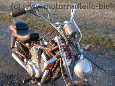Suzuki_VS_750_Intruder_braun_VR51B_-_Motor_wie_VS_600_700_VX_800_VR_VP_51_VS_52_A_B_82.jpg