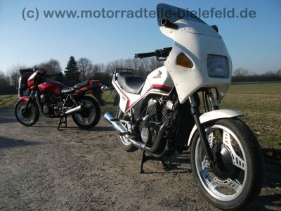Honda_VT_500_E_weiss_PICHLER_Verkleidung_PC11_-_EZ_1987_50_PS_wie_VT_500_C_Custom_Shadow_PC08_57.jpg