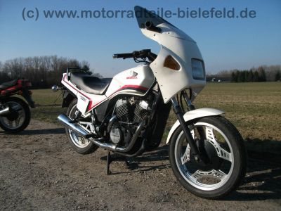Honda_VT_500_E_weiss_PICHLER_Verkleidung_PC11_-_EZ_1987_50_PS_wie_VT_500_C_Custom_Shadow_PC08_58.jpg