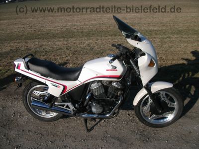 Honda_VT_500_E_weiss_PICHLER_Verkleidung_PC11_-_EZ_1987_50_PS_wie_VT_500_C_Custom_Shadow_PC08_64.jpg