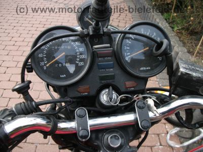 Yamaha_XJ_650_4K0_rot_KONI_Krauser_Hepco_und_Becker_Extras_-_wie_XJ_400_550_650_700_750_SECA_11M_MAXIM_4H7_52.jpg