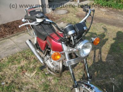 Suzuki_GN_400_D_Chopper_rot_Einzylinder_Gepaecktraeger_wie_GN_DR_125_250_400_SP_370_LS_650_Savage_55.jpg