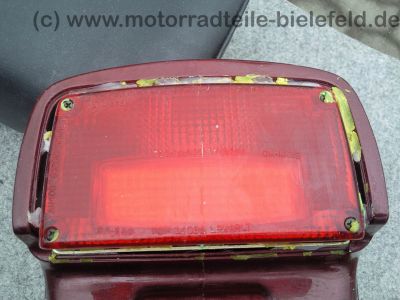 Suzuki_GSX_750_ES_EF_E_GR72A_GR_72_A_Sitzbank_Seitenteil_Seitenverkleidung_Heck_Heckteil_Ruecklicht_16.jpg