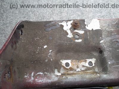 Suzuki_GSX_750_ES_EF_E_GR72A_GR_72_A_Sitzbank_Seitenteil_Seitenverkleidung_Heck_Heckteil_Ruecklicht_20.jpg