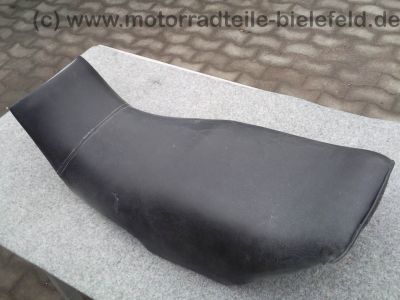 Suzuki_GSX_750_ES_EF_E_GR72A_GR_72_A_Sitzbank_Seitenteil_Seitenverkleidung_Heck_Heckteil_Ruecklicht_21.jpg