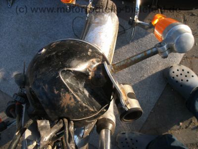 Honda_CB_200_Twin_2x_zerlegt_in_Teilen_Extras_Sondersitz_etc__-_wie_CB_125_250_K_G_68.jpg