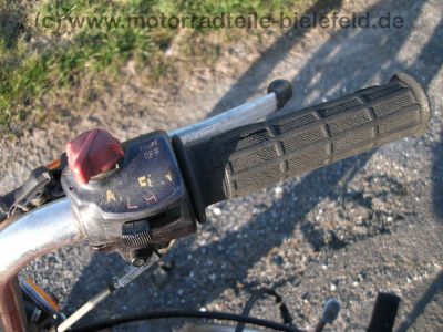 Honda_CB_200_Twin_rot_rostig_Originalteile_Auspuff_Kotfluegel_Sitzbank_-_wie_CB_125_250_K_G_33.jpg