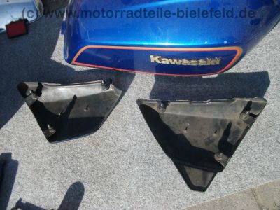 Kawasaki_Z_KZ_400_440_Twin_A_B_H_LTD_Teile_Tank_Seitendeckel_Sitzbank_Koffertraeger_51.jpg