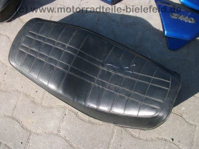 Kawasaki_Z_KZ_400_440_Twin_A_B_H_LTD_Teile_Tank_Seitendeckel_Sitzbank_Koffertraeger_8.jpg