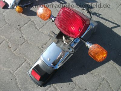 Kawasaki_Z_KZ_400_440_Twin_A_B_H_LTD_Teile_Tank_Seitendeckel_Sitzbank_Koffertraeger_92.jpg