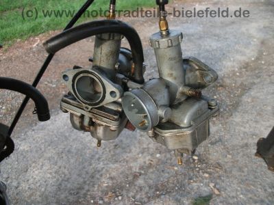 Honda_CB_125_T_Twin_Speiche_rot_teilzerlegt_-_wie_CB_CM_125_185_250_K_T_Twin_C_79.jpg