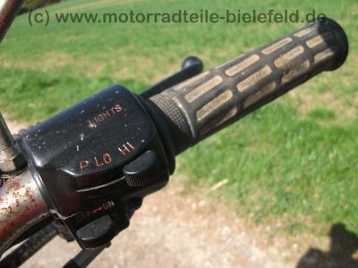 Honda_CB_125_T2_Twin_rot_SCHUH_Koffertraeger_-_wie_CB_CM_125_185_250_T_Twin_C_36.jpg