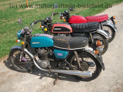 Honda_CB_200_Twin_feuerwehrrot_Speiche_-_wie_CB_CM_CJ_125_185_250_350_360_K_G_T_Twin_C_8.jpg