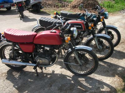 Honda_CB_200_Twin_mint-lila_Speiche_-_wie_CB_CM_CJ_125_185_250_350_360_K_G_T_Twin_C_12.jpg
