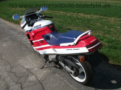 Honda_CBR_1000_F_SC24_rot-weiss-blau_Verkleidung_Tank_Sitzbank_ORIGINAL_unfallfrei_6.jpg