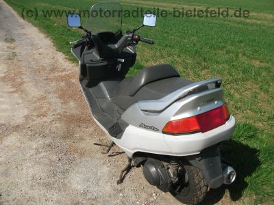 Yamaha_YP_250_Majesty_4UC_silber_Motorschaden_-_wie_MBK_SKYLINDER_X-MAX_XMAX_X_Max_XQ_YP_125_250_Maxster_Thunder_24.jpg