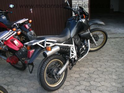 Honda_XLV_750_R_RD01_-_5x_Kardan_Enduro_HRC_blau_rot_schwarz_9.jpg