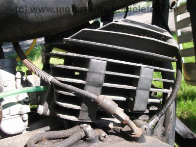 Yamaha_DT_125_MX_2A8_2-Takt_Enduro_Trial_-_wie_DT_TY_80_125_175_250_400_MX_2K4_1R7_69.jpg