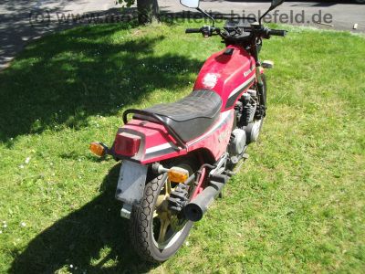 Kawasaki_GPZ_550_UT_rot_ZX_550_A_-_wie_GPZ_Z_KZ_LTD_ZX_400_500_750_UT_A_E_H_52.jpg