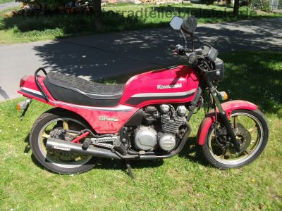 Kawasaki_GPZ_550_UT_rot_ZX_550_A_-_wie_GPZ_Z_KZ_LTD_ZX_400_500_750_UT_A_E_H_53.jpg