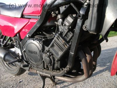 Yamaha_FZ_750_GENESIS_1FN_LSL_Superbike_Lenker_wie_FZR_FZ_400_600_750_2KK_3KT_1FV_1TV_4.jpg
