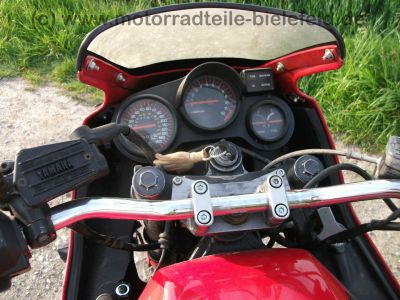 Yamaha_FZ_750_GENESIS_1FN_LSL_Superbike_Lenker_wie_FZR_FZ_400_600_750_2KK_3KT_1FV_1TV_60.jpg