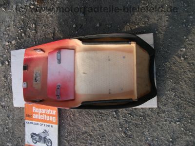 Kawasaki_GPZ_900_750_R_ZX_900_750_A_MRA_Scheibe_ABM_Superbike_Lenker_Koffer_Giuliari_Sitzbank_14.jpg