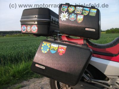 Kawasaki_GPZ_900_750_R_ZX_900_750_A_MRA_Scheibe_ABM_Superbike_Lenker_Koffer_Giuliari_Sitzbank_5.jpg