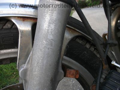 Yamaha_XS_750_1T5_Koffertraeger_SCHUH_MOTAD_Auspuff_3in1KONI_-_wie_GX_XS_650_850_1100_SE_D_E_SP_F_SF_135.jpg