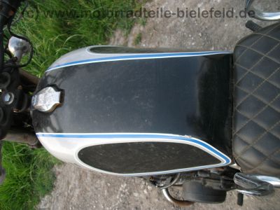 Yamaha_XS_750_1T5_Koffertraeger_SCHUH_MOTAD_Auspuff_3in1KONI_-_wie_GX_XS_650_850_1100_SE_D_E_SP_F_SF_150.jpg