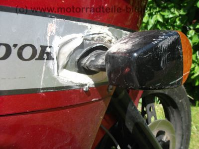Honda_VF_1000_F2_Bol_d�Or_SC15_rot-silber_V4_wie_VF_400_500_700_750_1100_F_F2_C_S_R_SC16_121.jpg