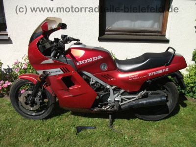 Honda_VF_1000_F2_Bol_d�Or_SC15_rot-silber_V4_wie_VF_400_500_700_750_1100_F_F2_C_S_R_SC16_5.jpg