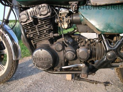 Yamaha_XS_750_1T5_gruen_MOTAD_Edelstahl-Auspuff_3in1_Cafe-Racer_Bobber_Chopper_wie_XS_TX_650_750_850_74.jpg